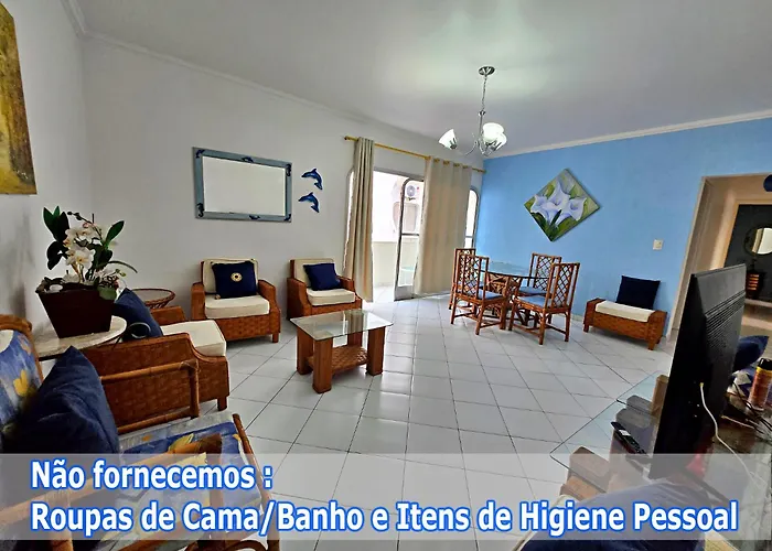 02 dorms c/suíte, Varanda, só 02 quadras da praia Guarujá